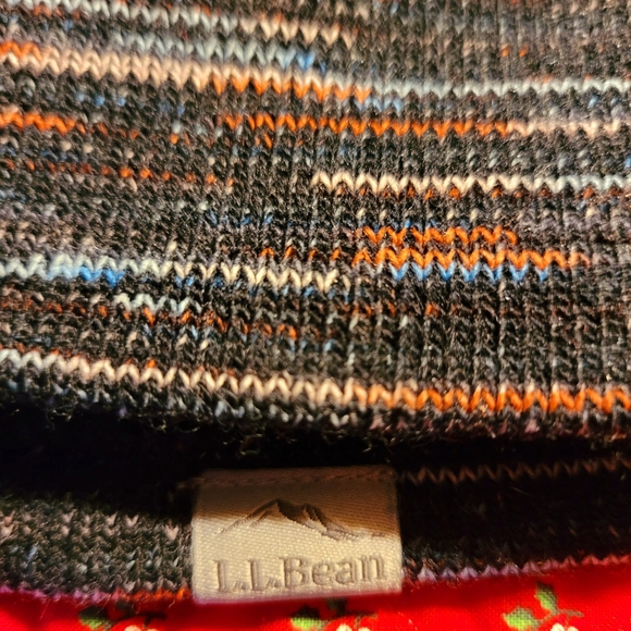 L L Bean beanie hat - Picture 2 of 3